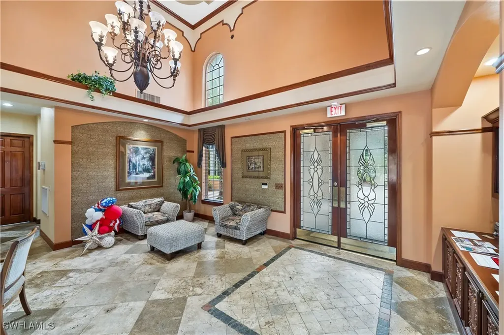 1230 Wildwood Lakes Boulevard Naples FL 34104