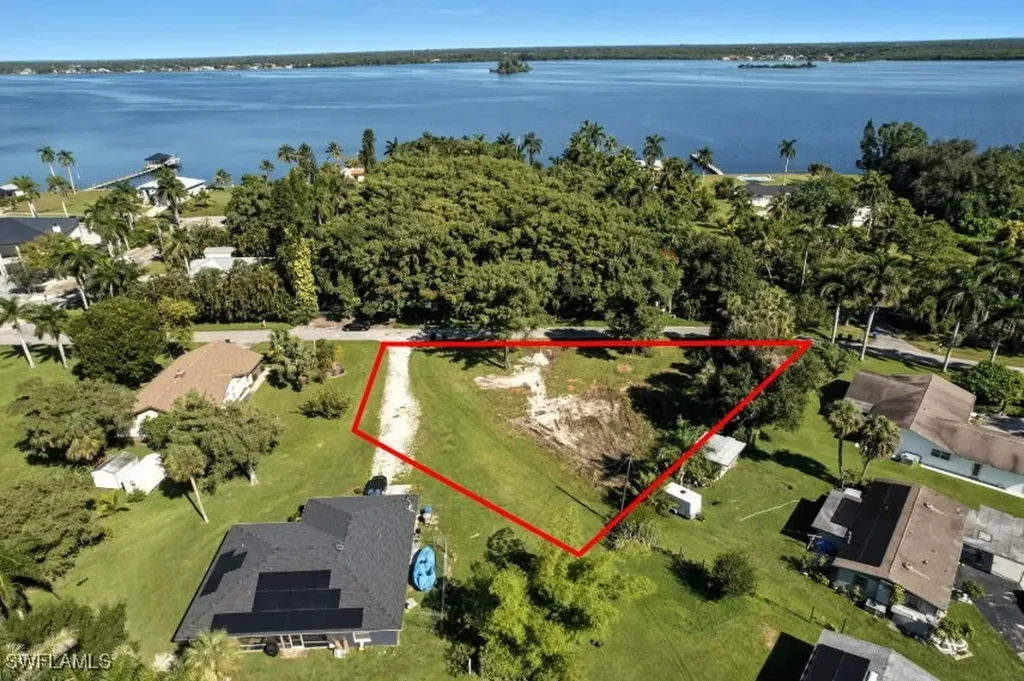 4364 Cypress Lane Fort Myers FL 33905