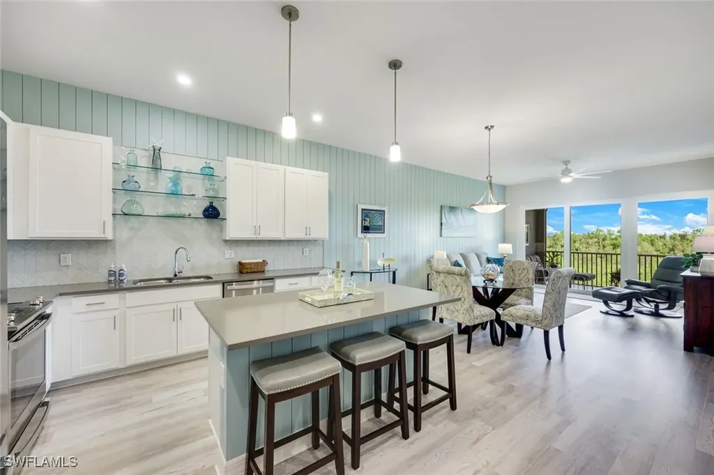 164 Indies Drive E Naples FL 34114