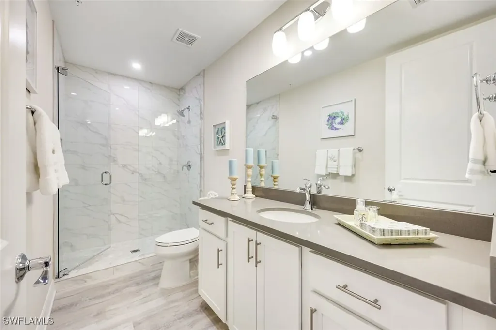 164 Indies Drive E Naples FL 34114