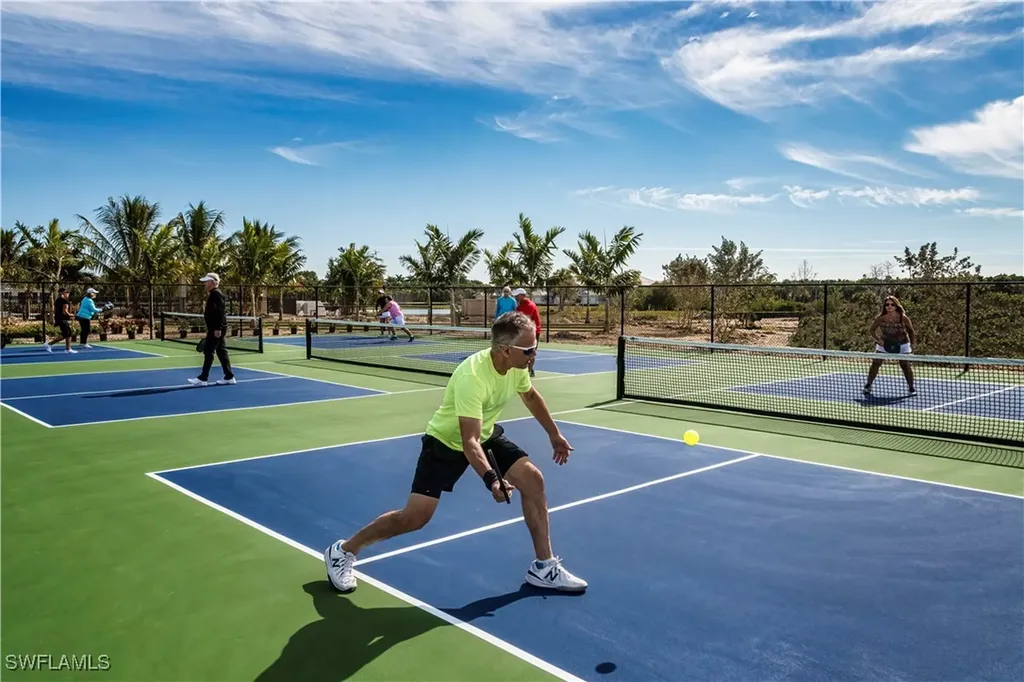 164 Indies Drive E Naples FL 34114