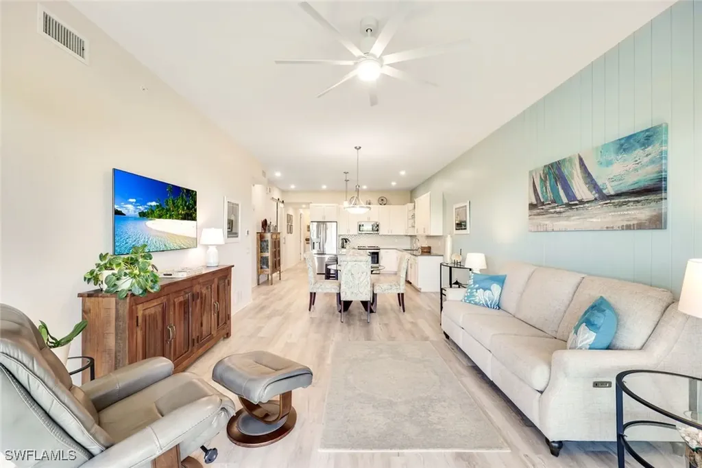 164 Indies Drive E Naples FL 34114