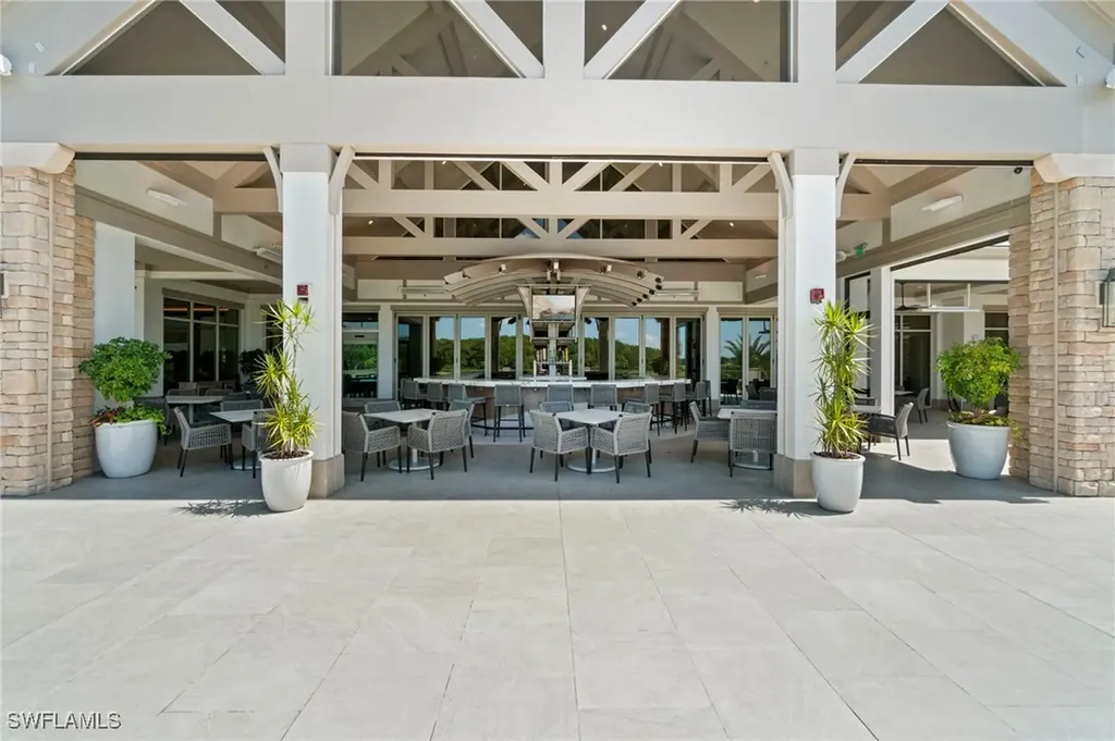 11242 Five Oaks Lane Naples FL 34120