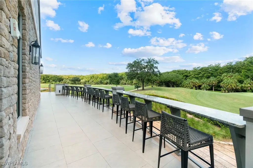 11242 Five Oaks Lane Naples FL 34120