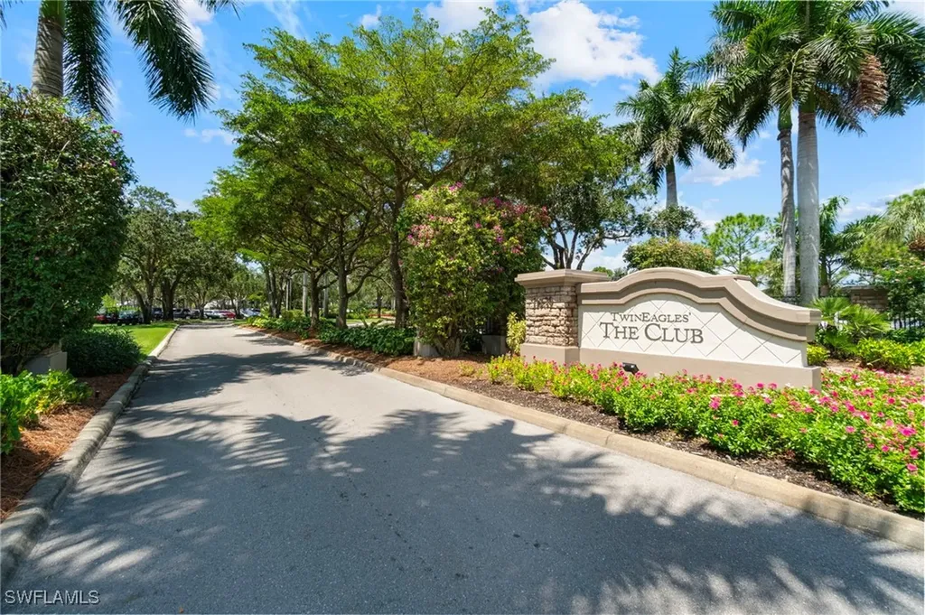 11242 Five Oaks Lane Naples FL 34120