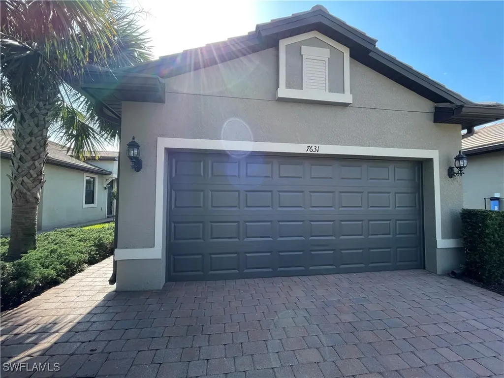 7631 Jacaranda Lane Naples FL 34114