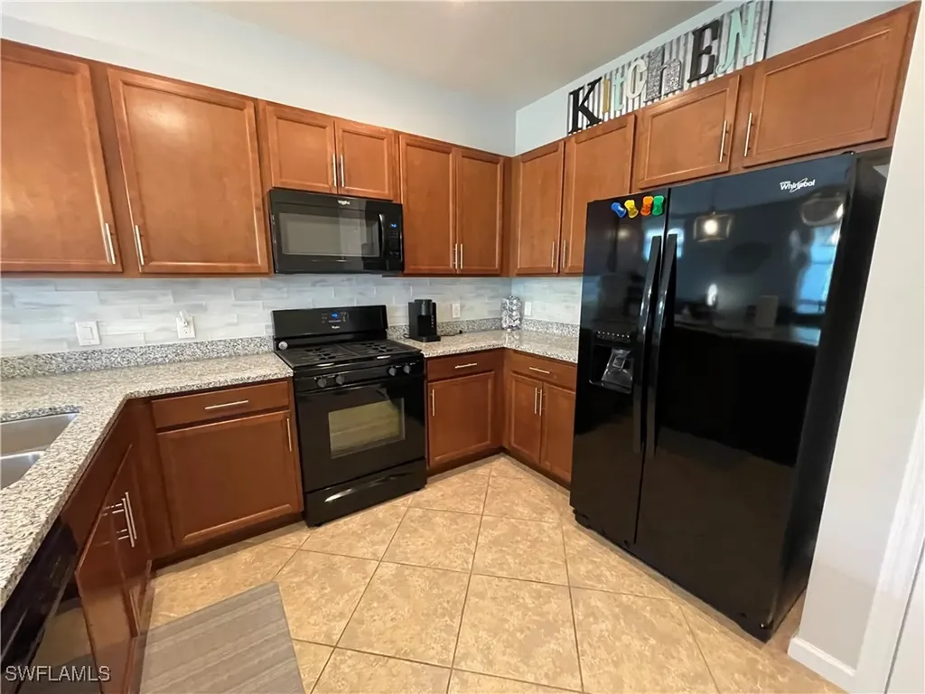 7631 Jacaranda Lane Naples FL 34114