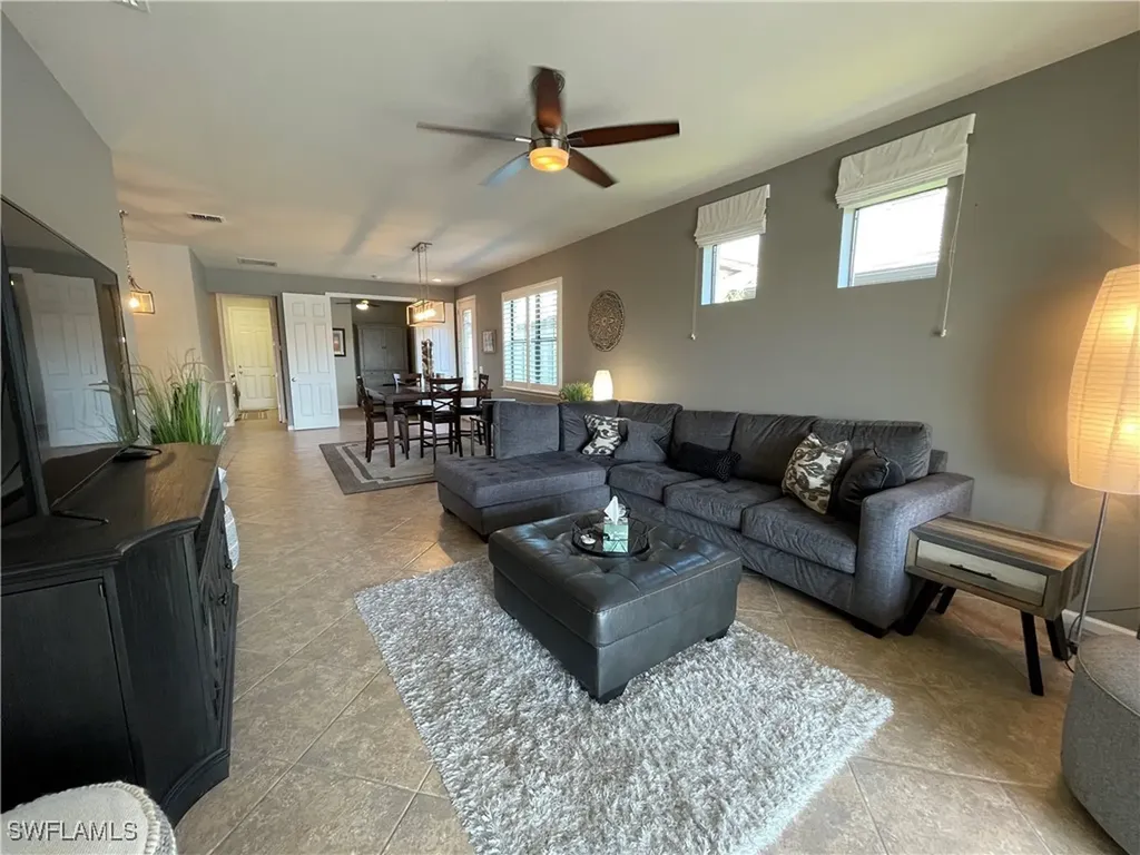 7631 Jacaranda Lane Naples FL 34114