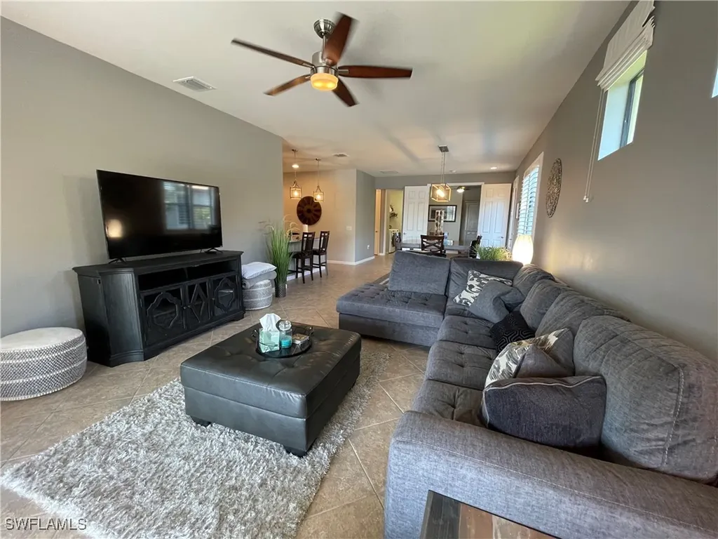7631 Jacaranda Lane Naples FL 34114