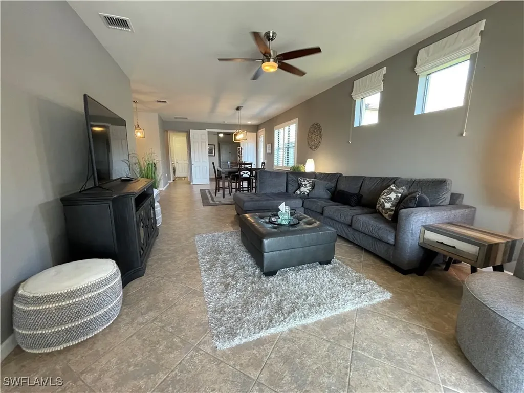 7631 Jacaranda Lane Naples FL 34114