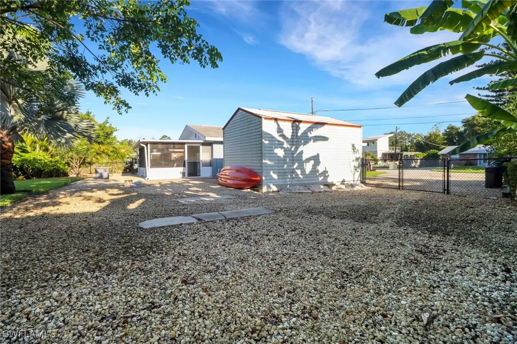 9804 Montana Court Bonita Springs FL 34135