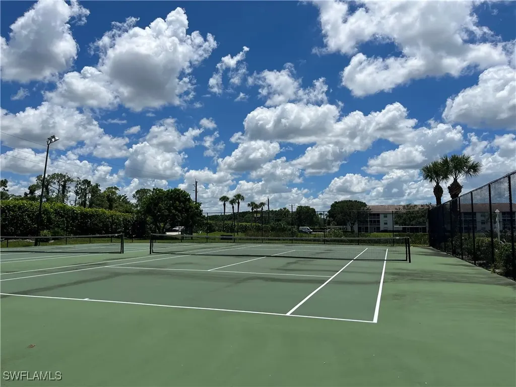 9600 Victoria Lane Naples FL 34109