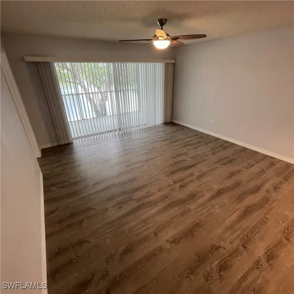 9600 Victoria Lane Naples FL 34109