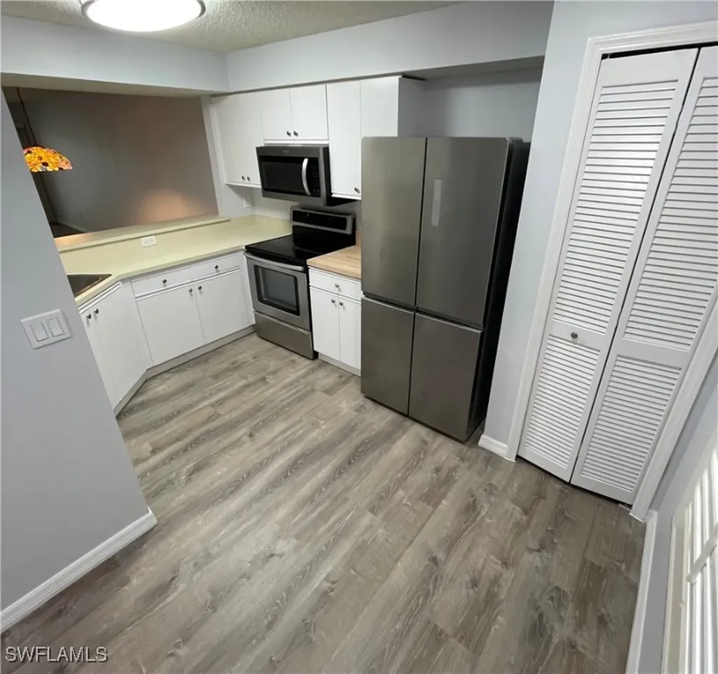 9600 Victoria Lane Naples FL 34109