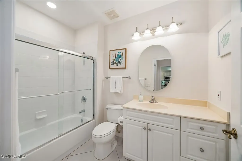 410 Bayfront Place Naples FL 34102