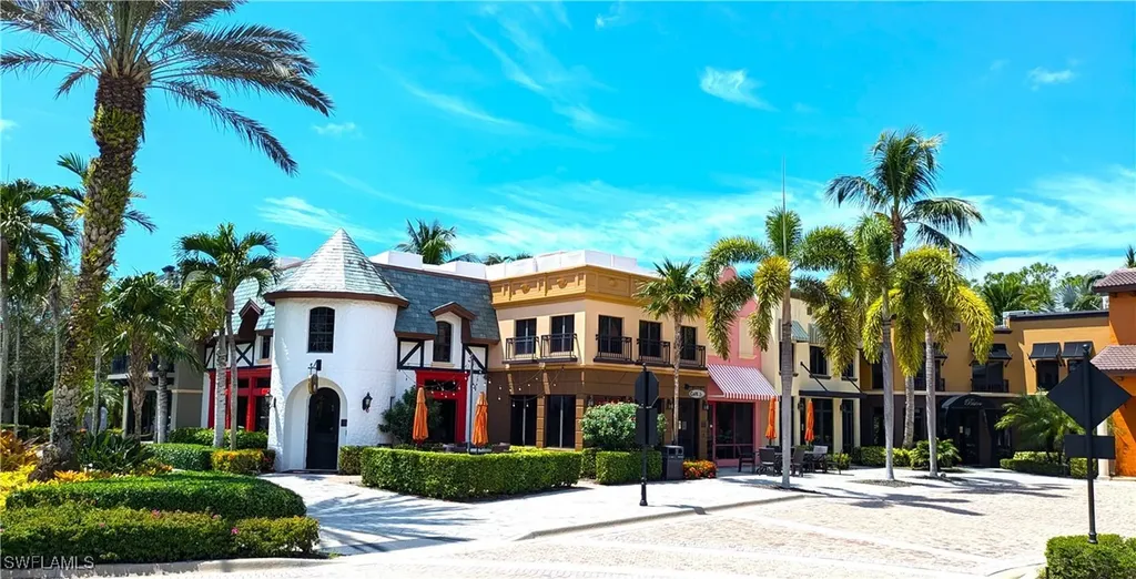 9064 Capistrano Street N Naples FL 34113