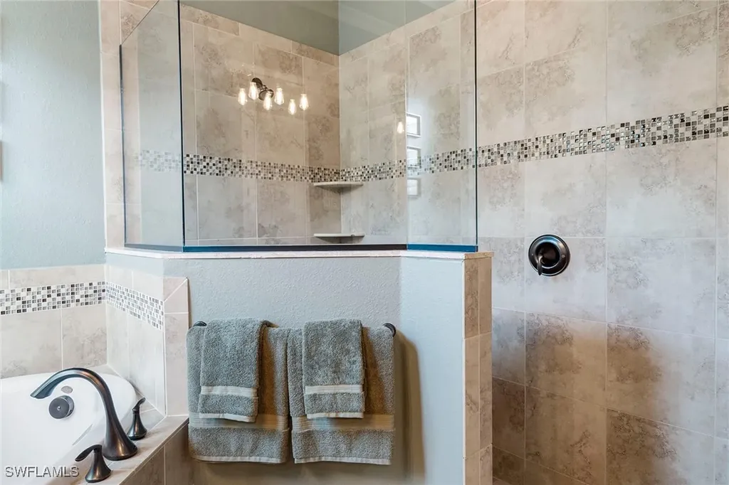 12643 Kinross Lane Naples FL 34120