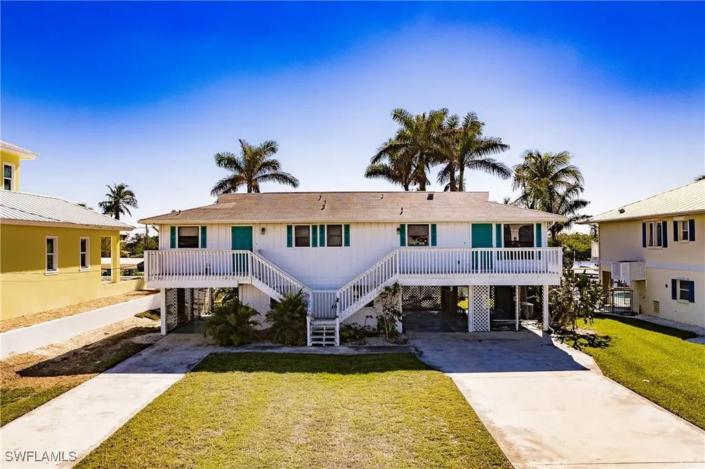 Bonita Springs FL, 4861 Regal