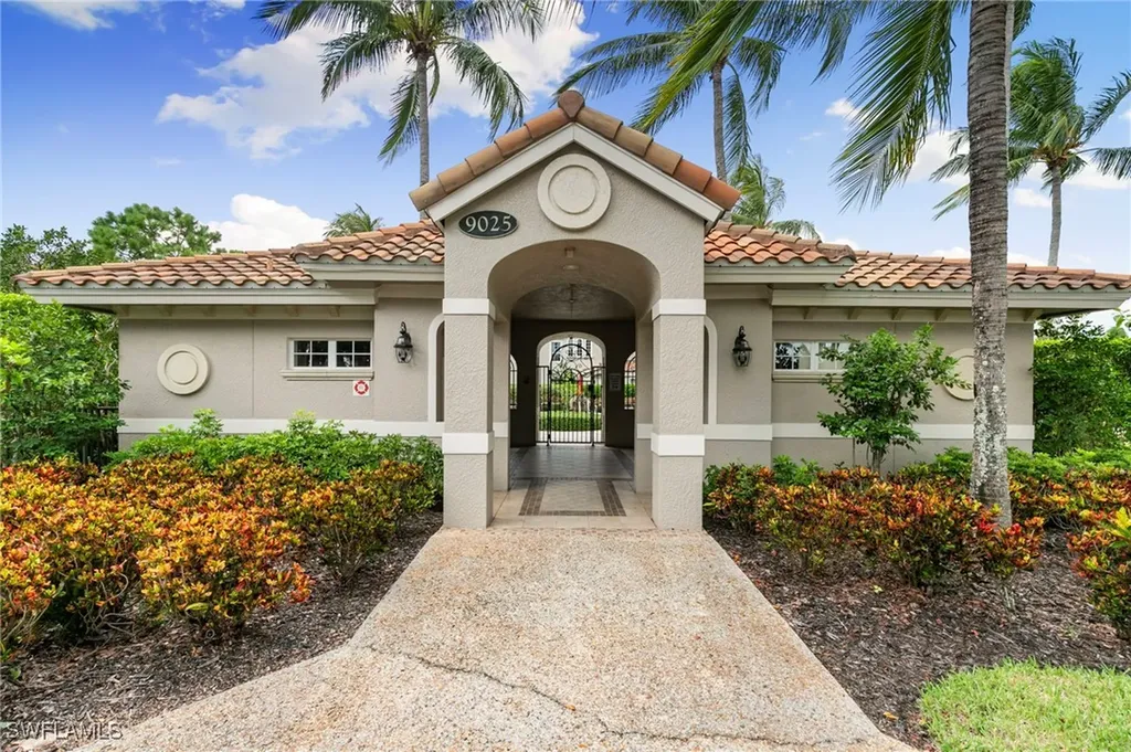 9077 Cherry Oaks Trail Naples FL 34114