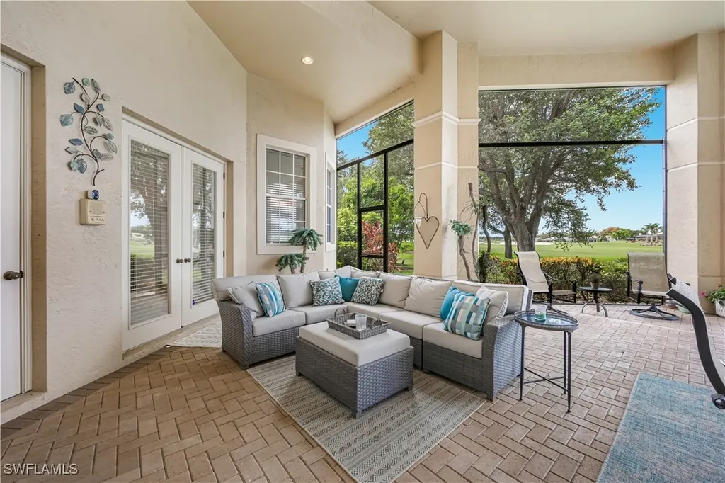 412 Terracina Way Naples FL 34119