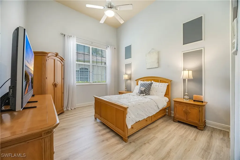 412 Terracina Way Naples FL 34119