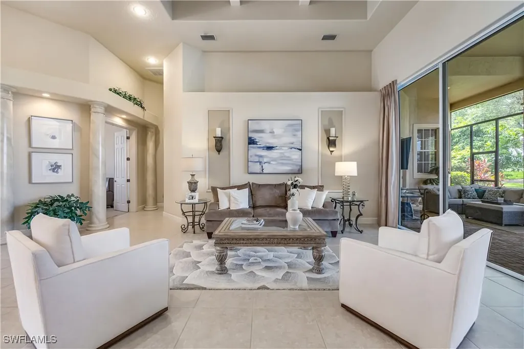 412 Terracina Way Naples FL 34119