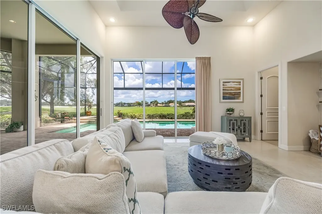 412 Terracina Way Naples FL 34119