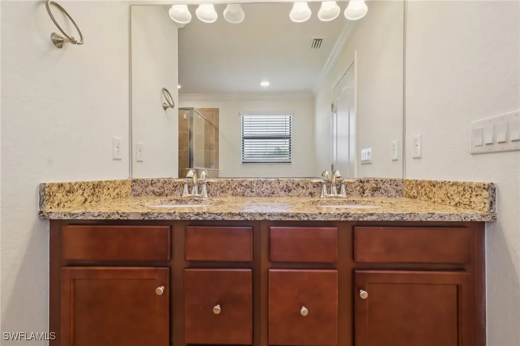 9227 Shadow Oak Lane Naples FL 34120