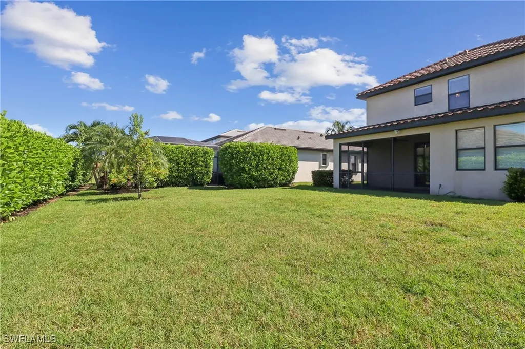 9227 Shadow Oak Lane Naples FL 34120