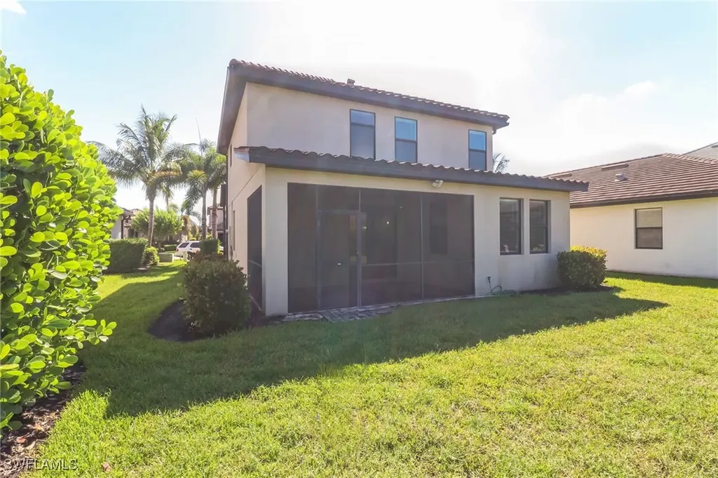 9227 Shadow Oak Lane Naples FL 34120