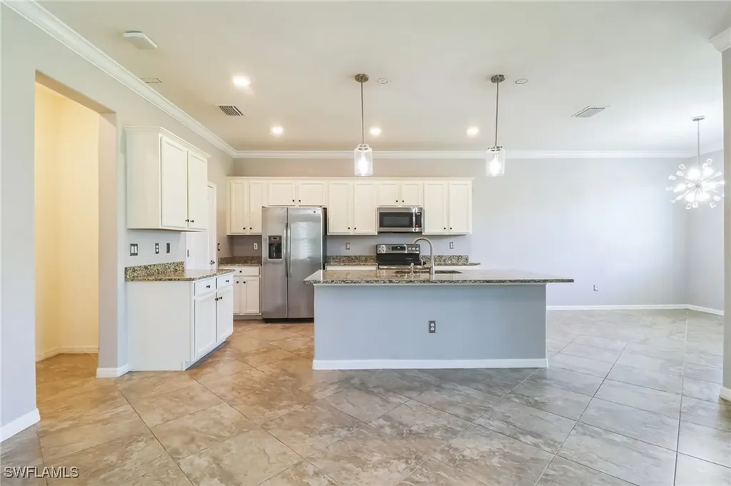 9227 Shadow Oak Lane Naples FL 34120