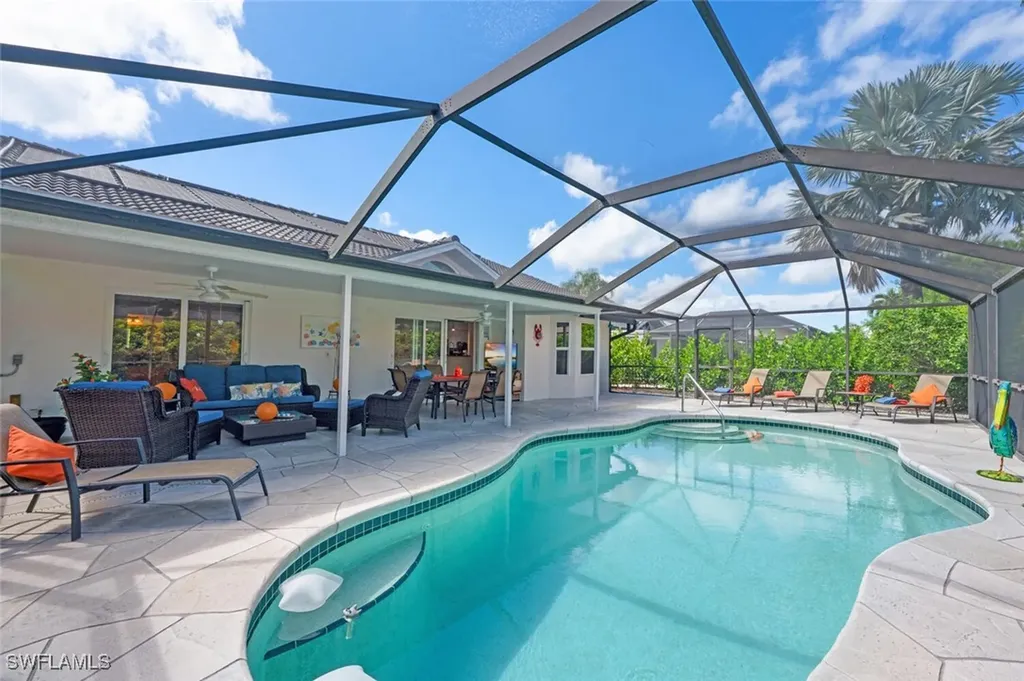 229 Countryside Drive Naples FL 34104