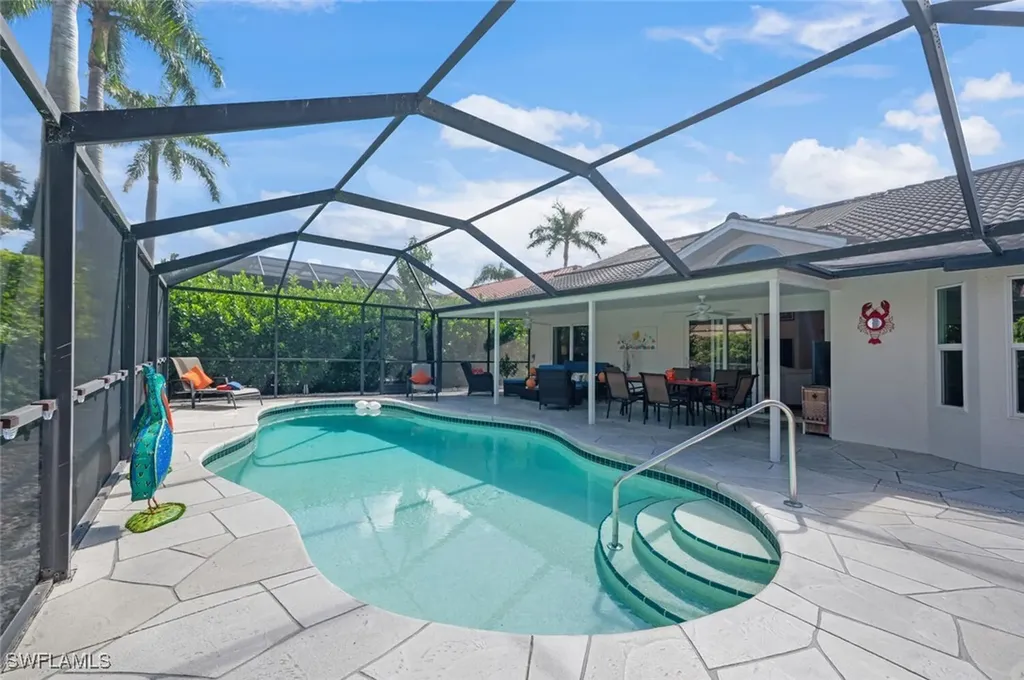 229 Countryside Drive Naples FL 34104