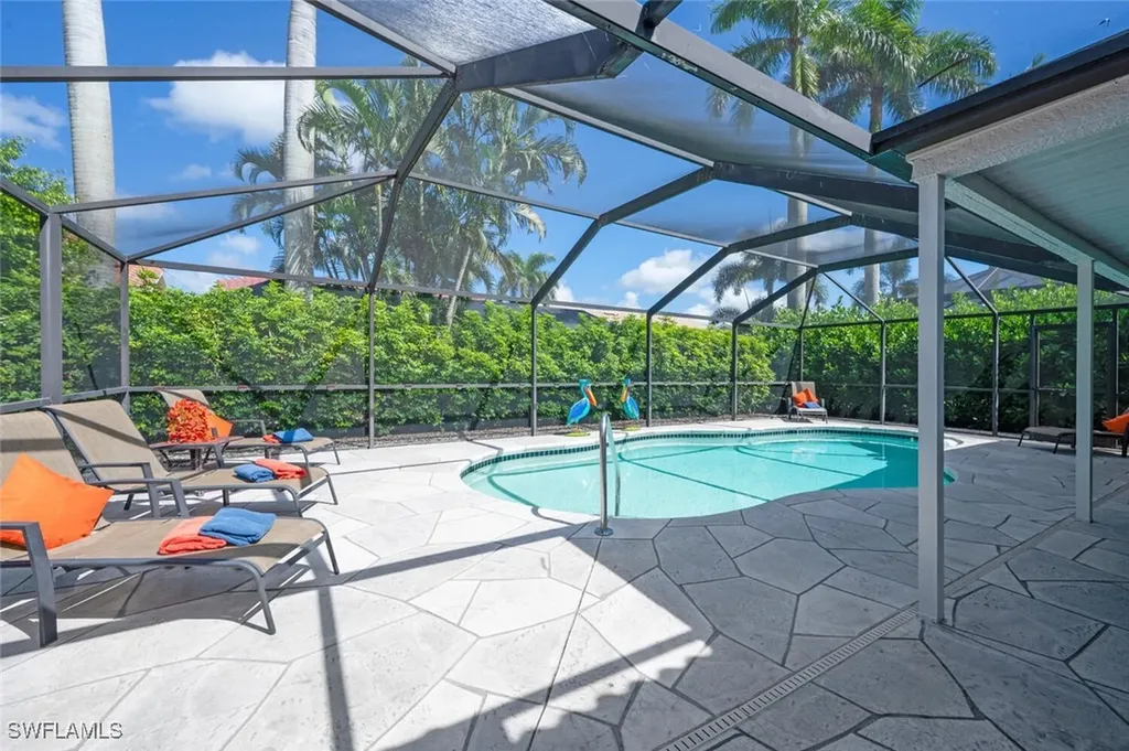229 Countryside Drive Naples FL 34104