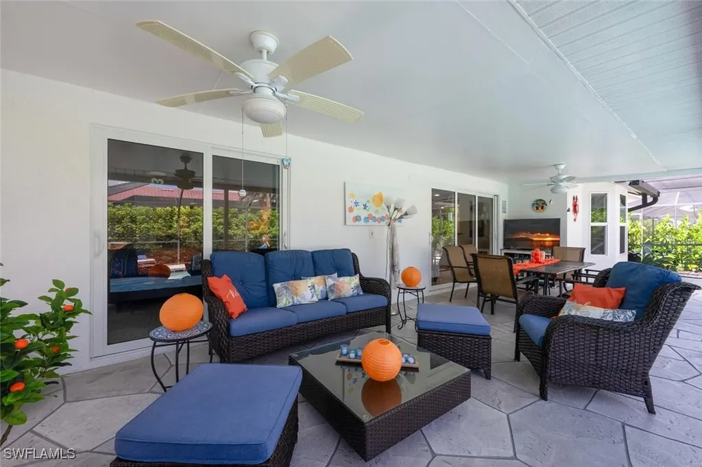 229 Countryside Drive Naples FL 34104