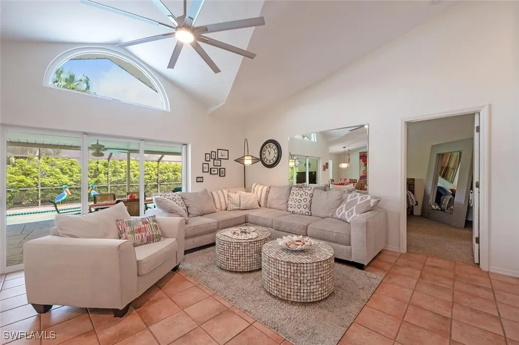 229 Countryside Drive Naples FL 34104