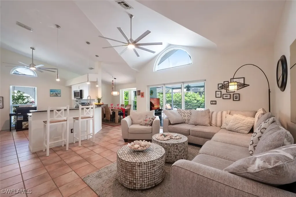 229 Countryside Drive Naples FL 34104
