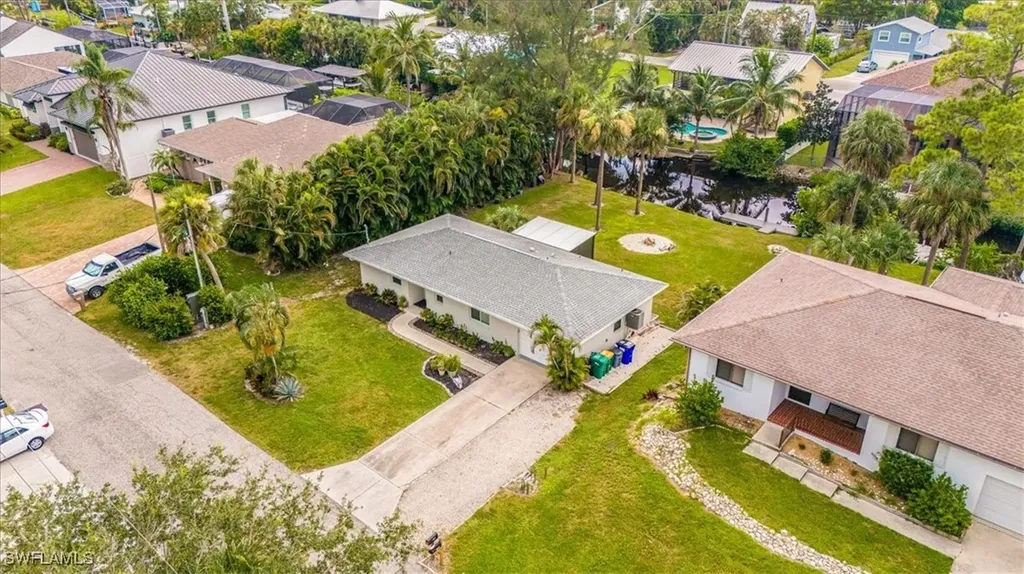 27261 J C Lane Bonita Springs FL 34135