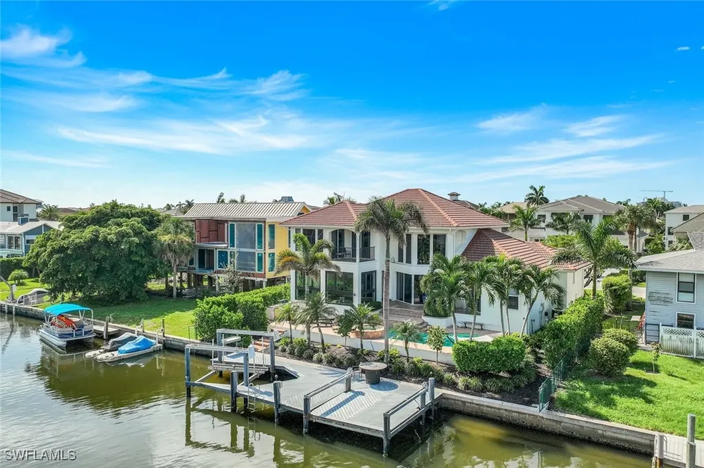 155 Heron Avenue Naples FL 34108