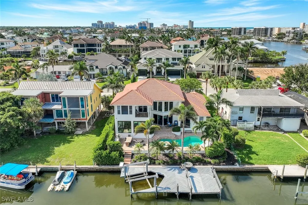 155 Heron Avenue Naples FL 34108
