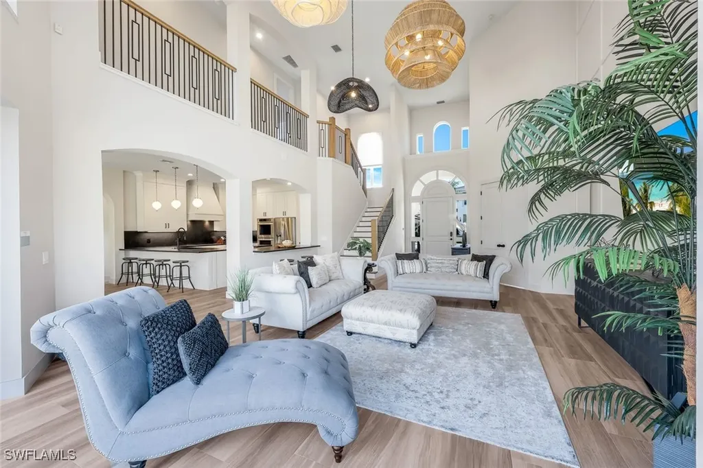 155 Heron Avenue Naples FL 34108