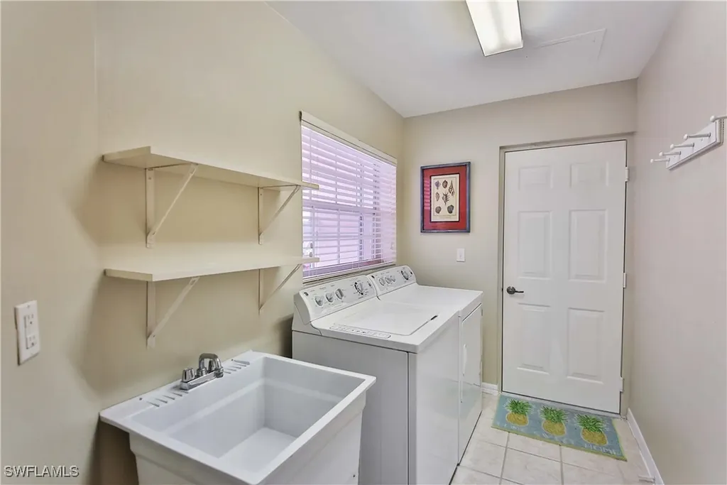 5105 Cedar Springs Drive Naples FL 34110