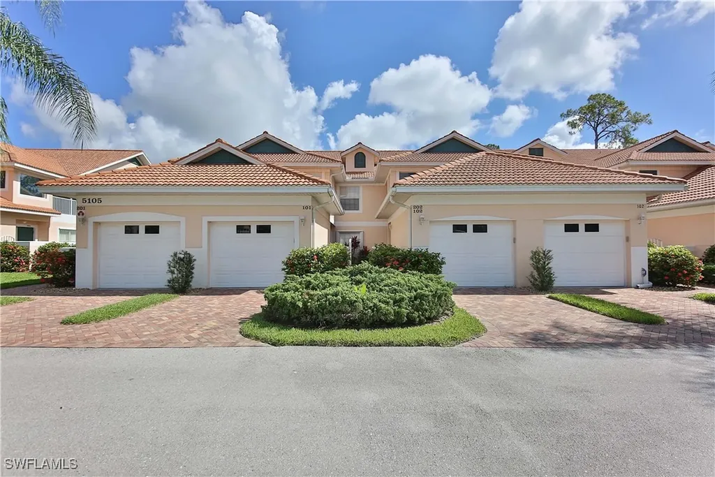 5105 Cedar Springs Drive Naples FL 34110