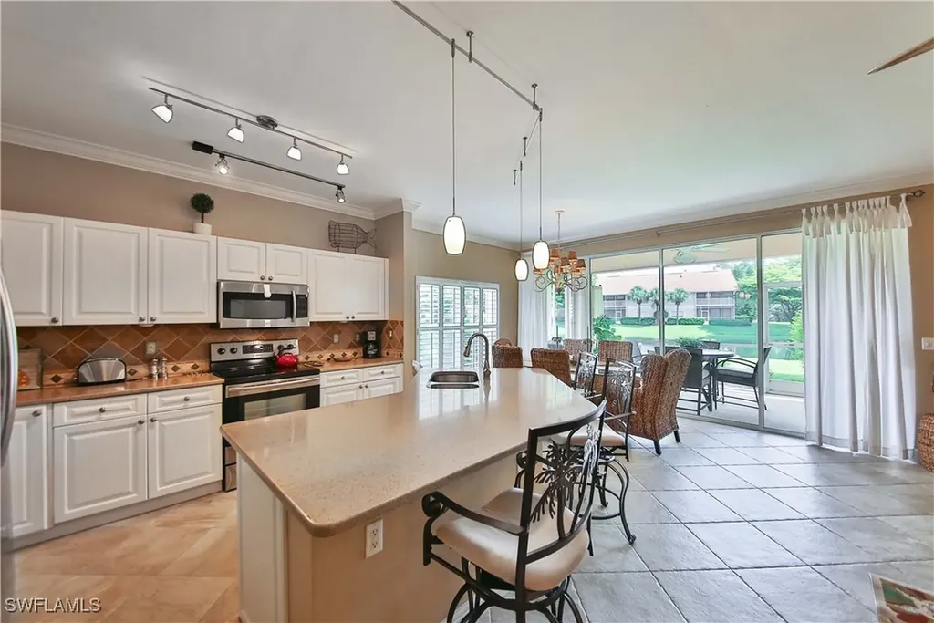 5105 Cedar Springs Drive Naples FL 34110