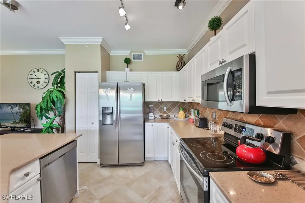 5105 Cedar Springs Drive Naples FL 34110