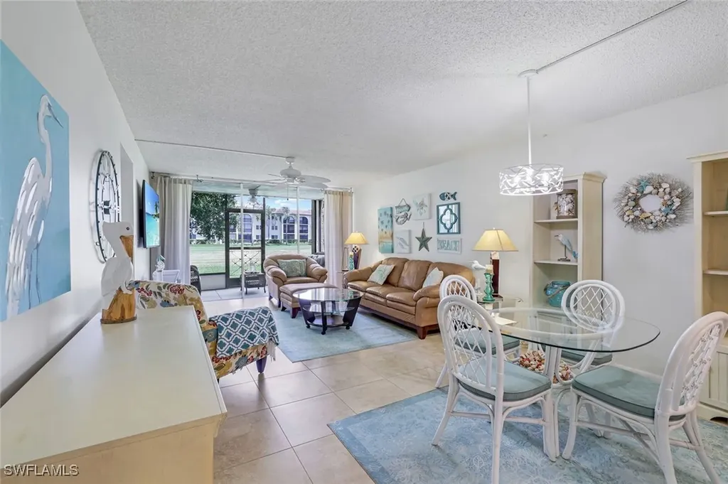 1087 Forest Lakes Drive Naples FL 34105