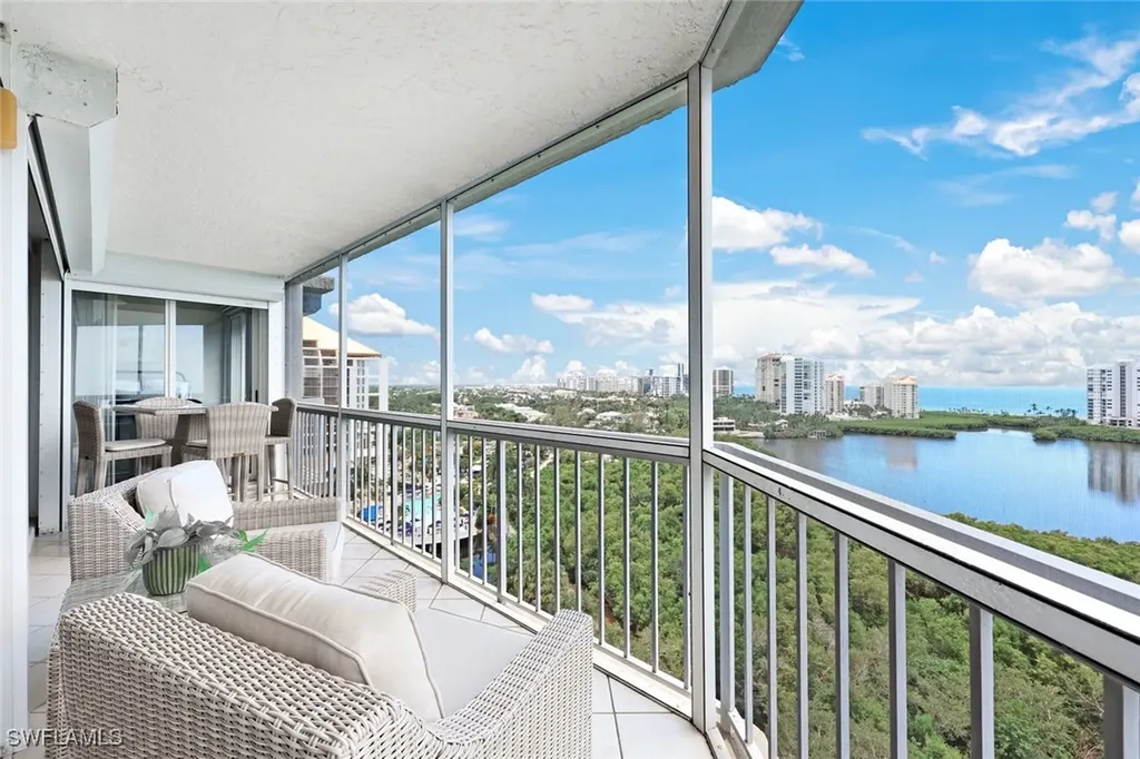 5501 Heron Point Drive Naples FL 34108