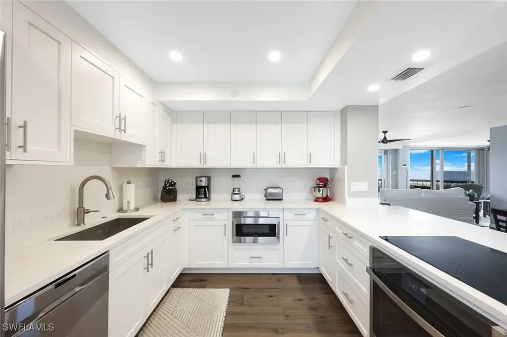 5501 Heron Point Drive Naples FL 34108