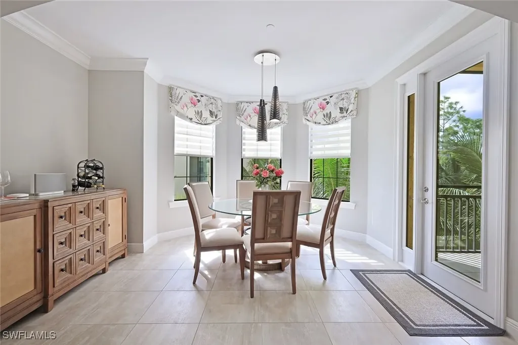 2751 Tiburon Boulevard E Naples FL 34109