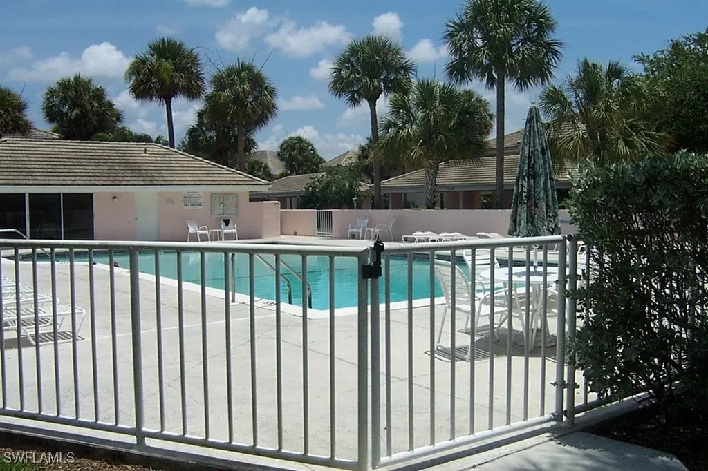 6270 Bellerive Avenue Naples FL 34119